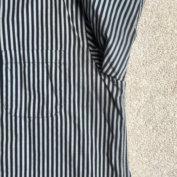 Covington Black and White Casual Button Down Shirt - Picture 5 of 6